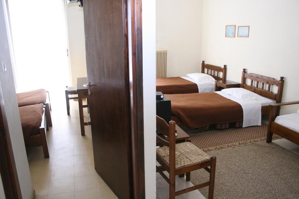 אמרינתוס Aparthotel Iliahtides חדר תמונה