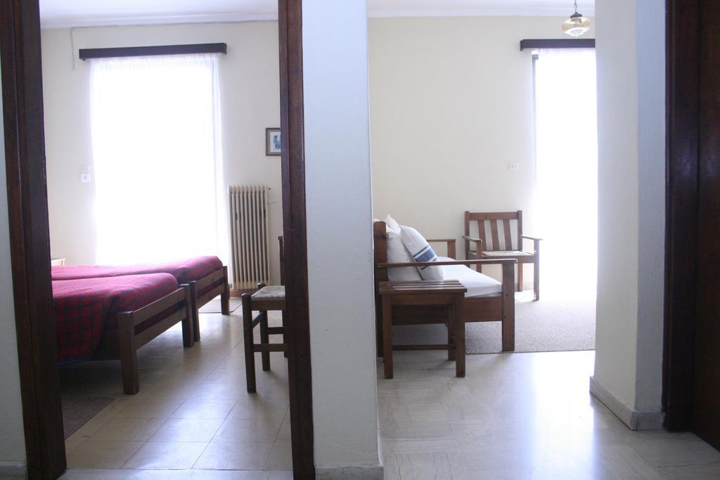 אמרינתוס Aparthotel Iliahtides חדר תמונה