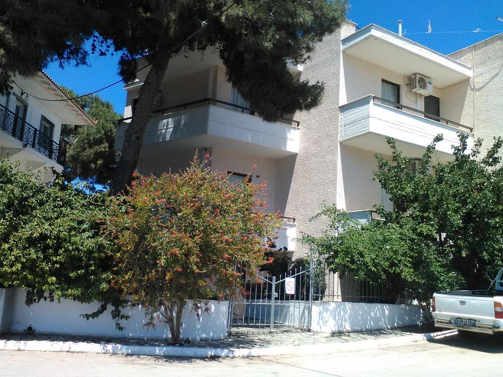 אמרינתוס Aparthotel Iliahtides מראה חיצוני תמונה