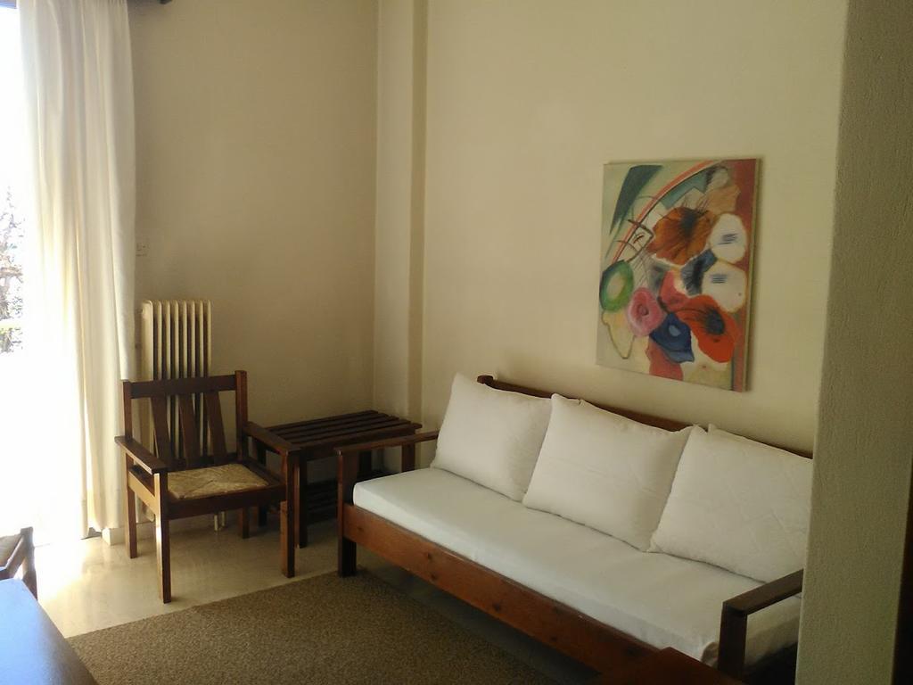 אמרינתוס Aparthotel Iliahtides מראה חיצוני תמונה