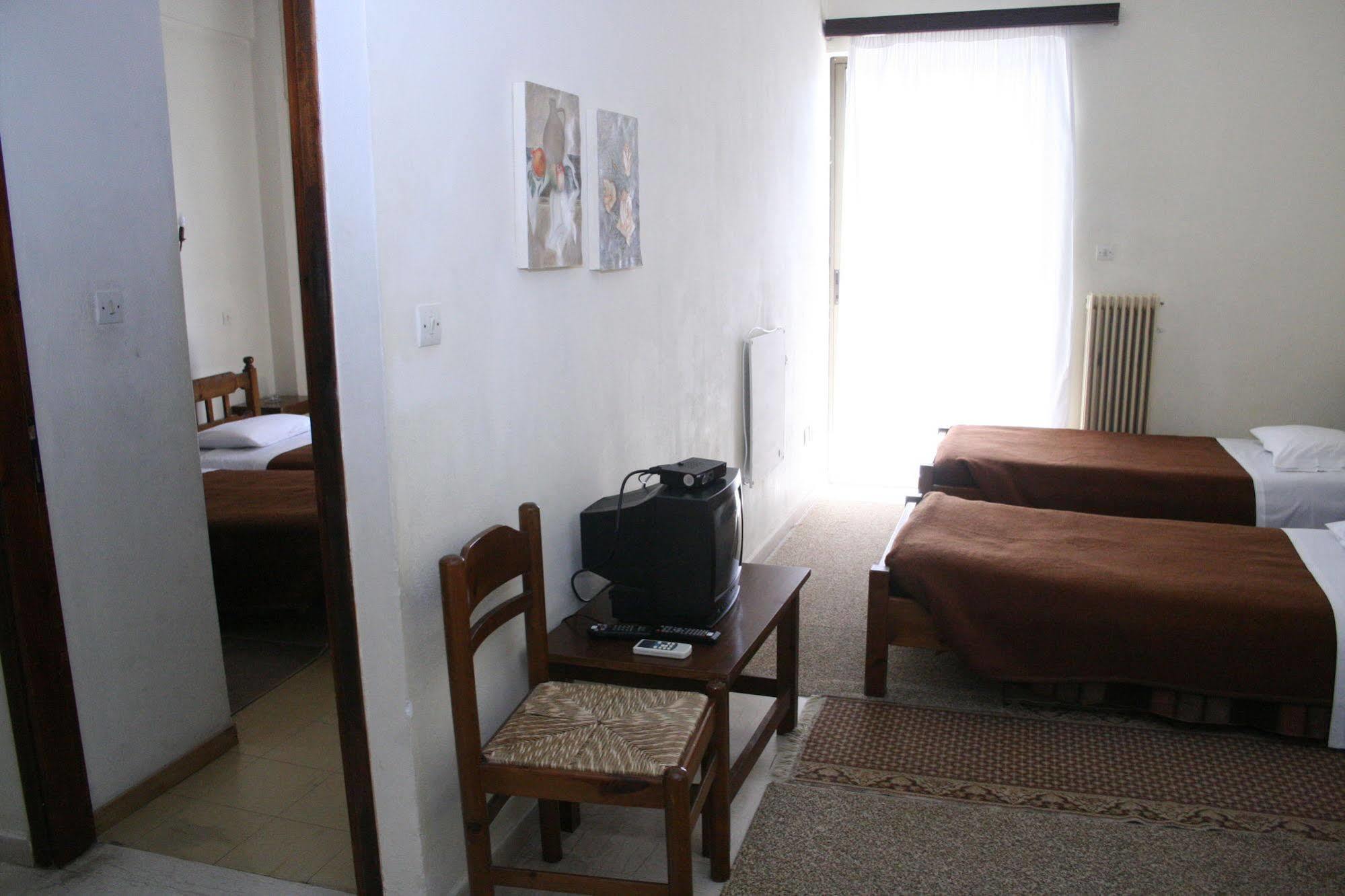 אמרינתוס Aparthotel Iliahtides מראה חיצוני תמונה