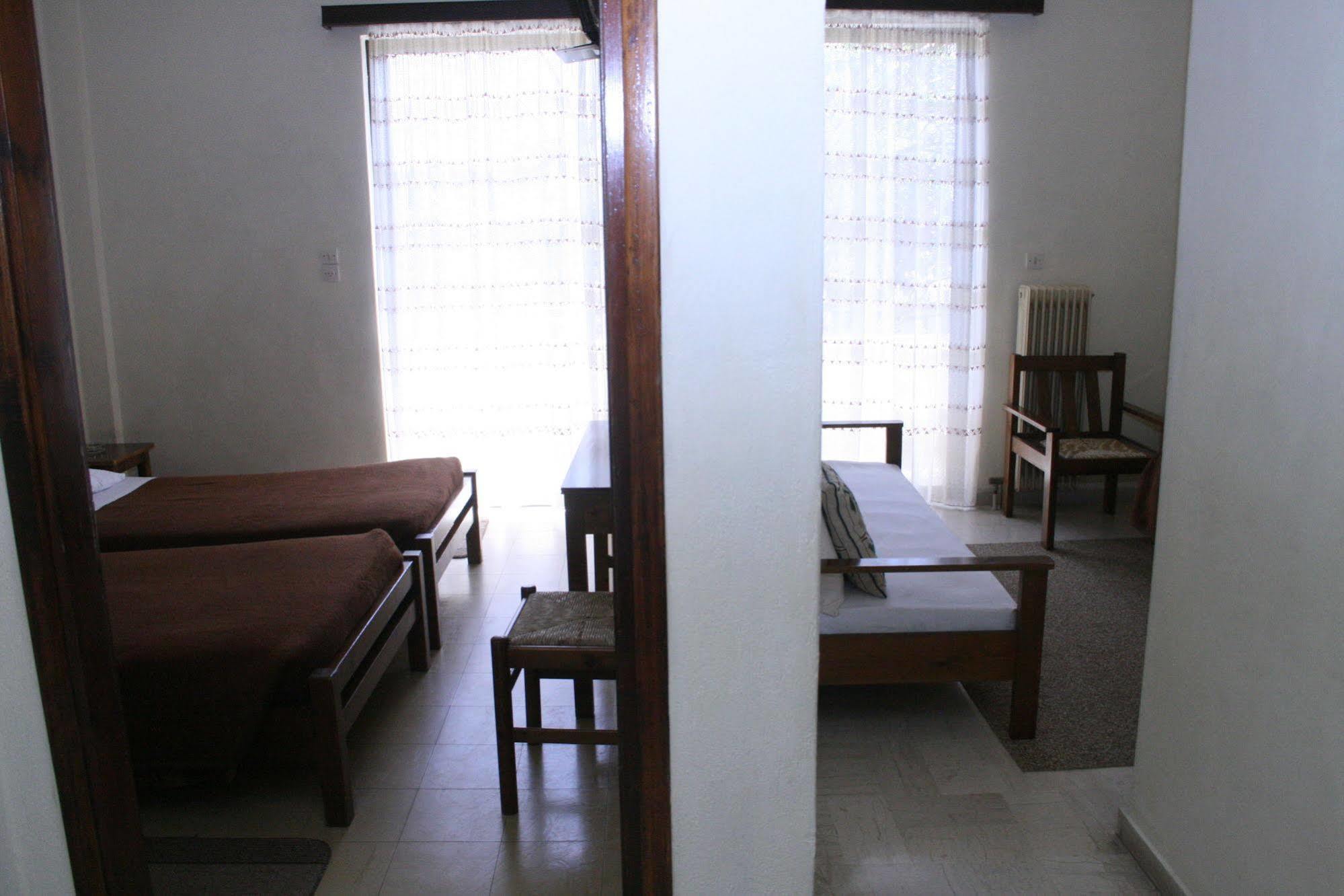 אמרינתוס Aparthotel Iliahtides מראה חיצוני תמונה
