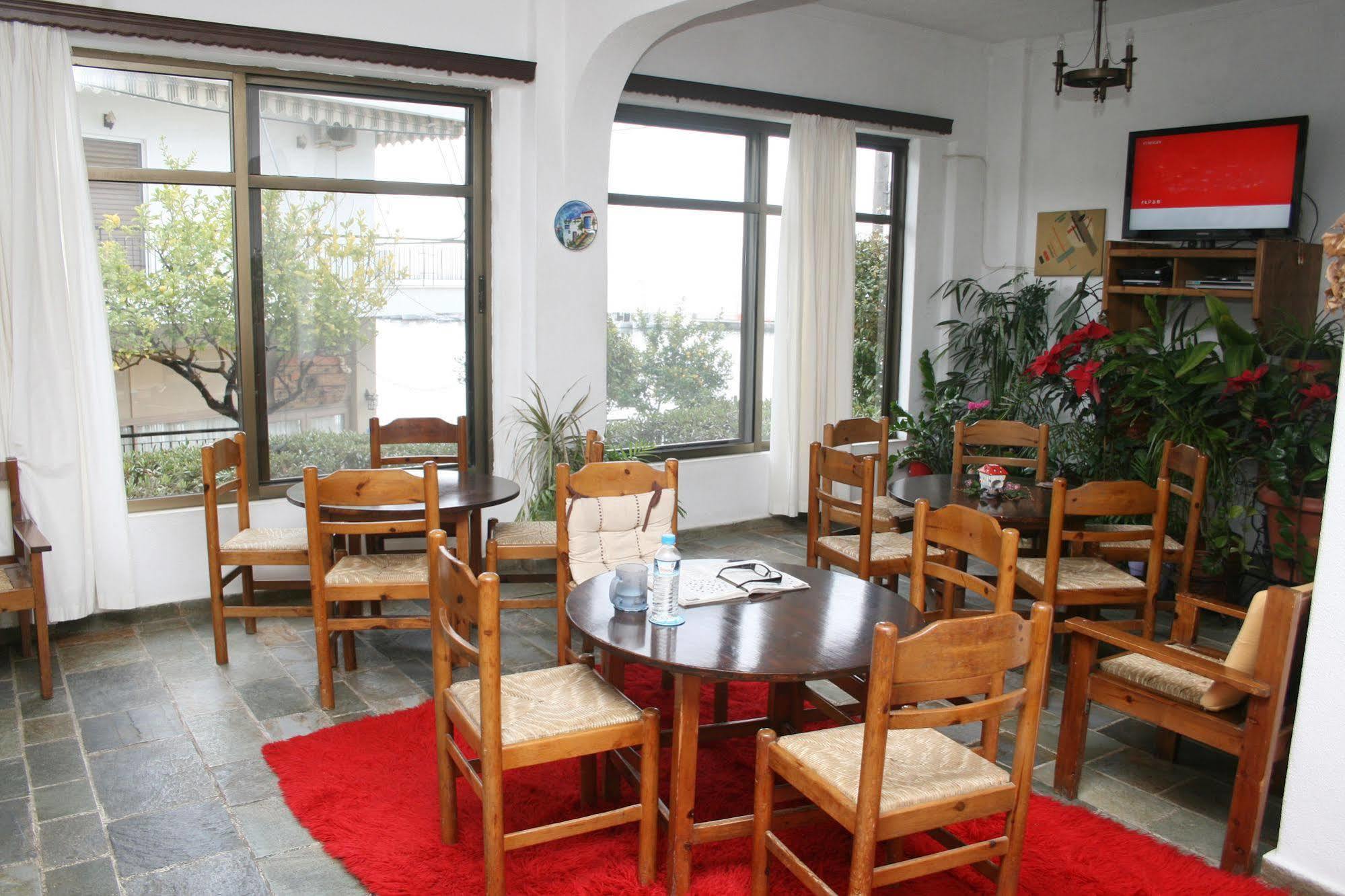 אמרינתוס Aparthotel Iliahtides מראה חיצוני תמונה